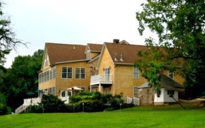 Unplug and Recharge: A Digital Detox at Elk Forge Inn